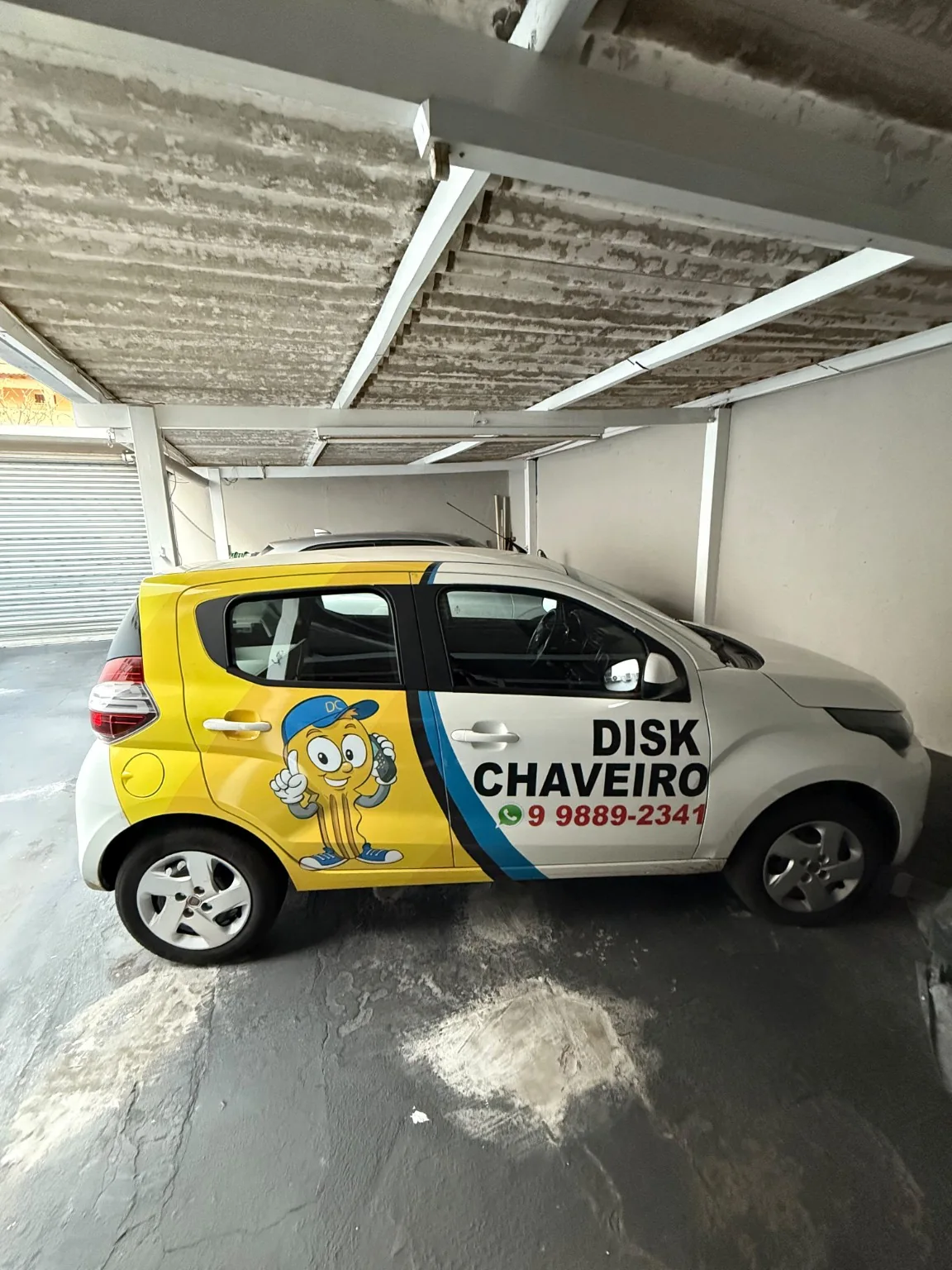 Veículo identificado da unidade móvel Disk Chaveiro